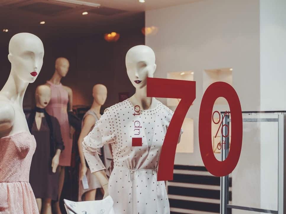 Instandhaltung – welche Verschleißpunkte hat Ihre Filiale? – Schaufenster, Schaufensterpuppen – CMMS-Wartungssoftware 